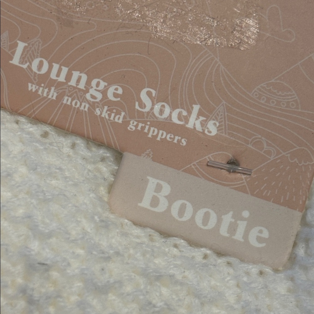 Pawz by Bearpaw Women's White Bootie Lounge Socks - Picture 4 of 10